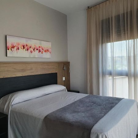Iberflat Vega De Triana Apartman Camas Kültér fotó