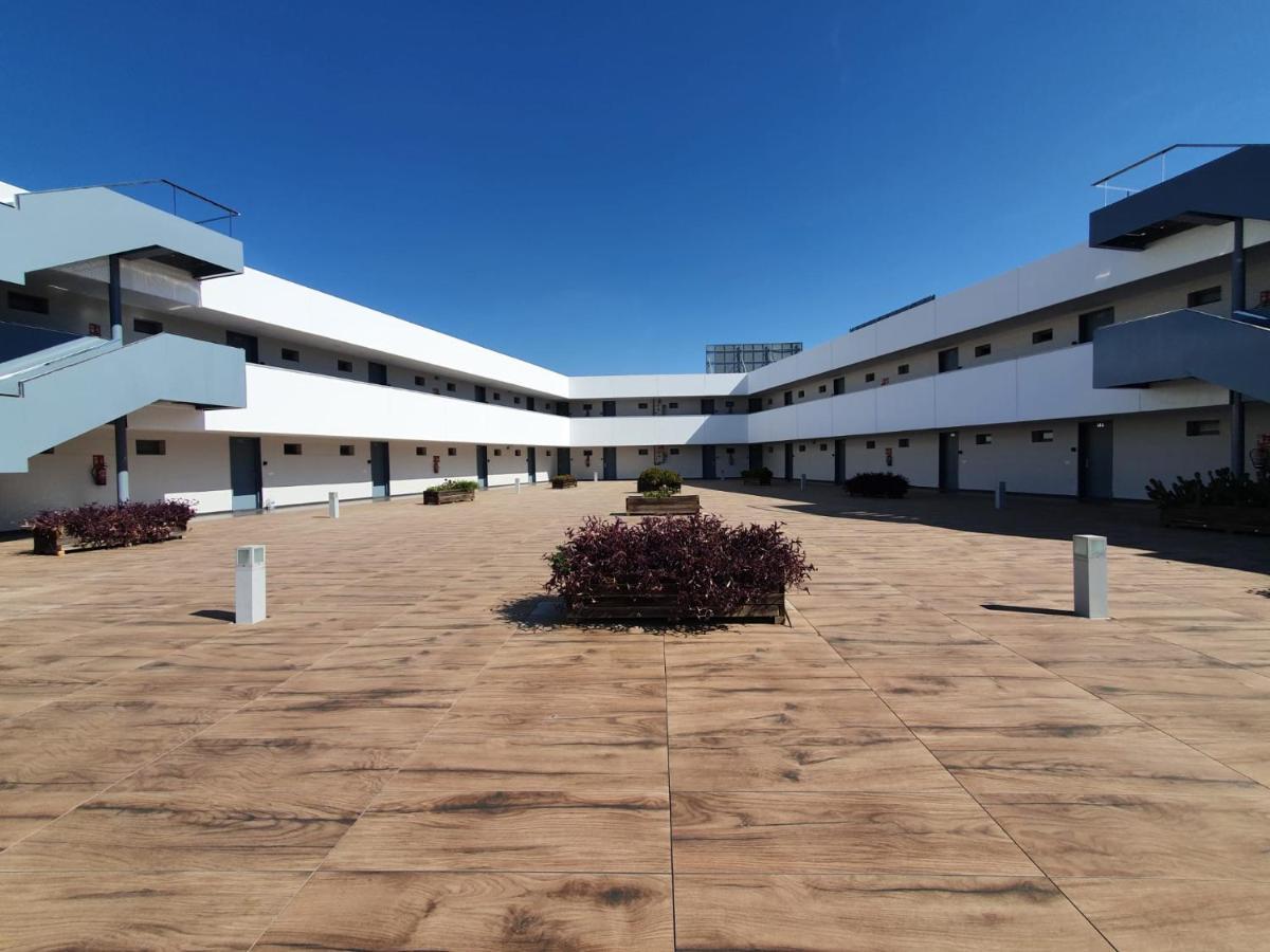 Iberflat Vega De Triana Apartman Camas Kültér fotó