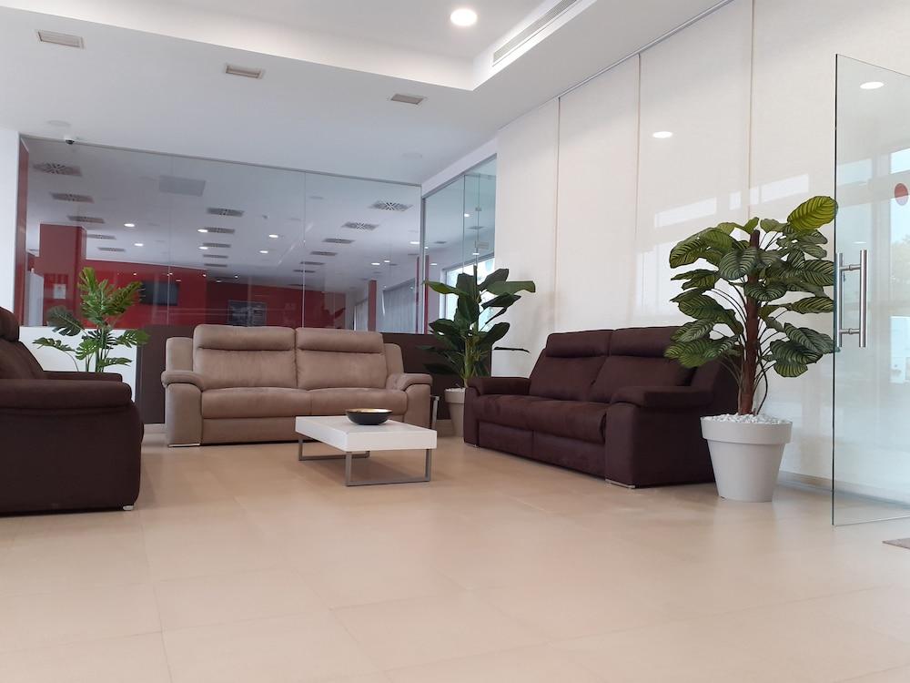 Iberflat Vega De Triana Apartman Camas Kültér fotó