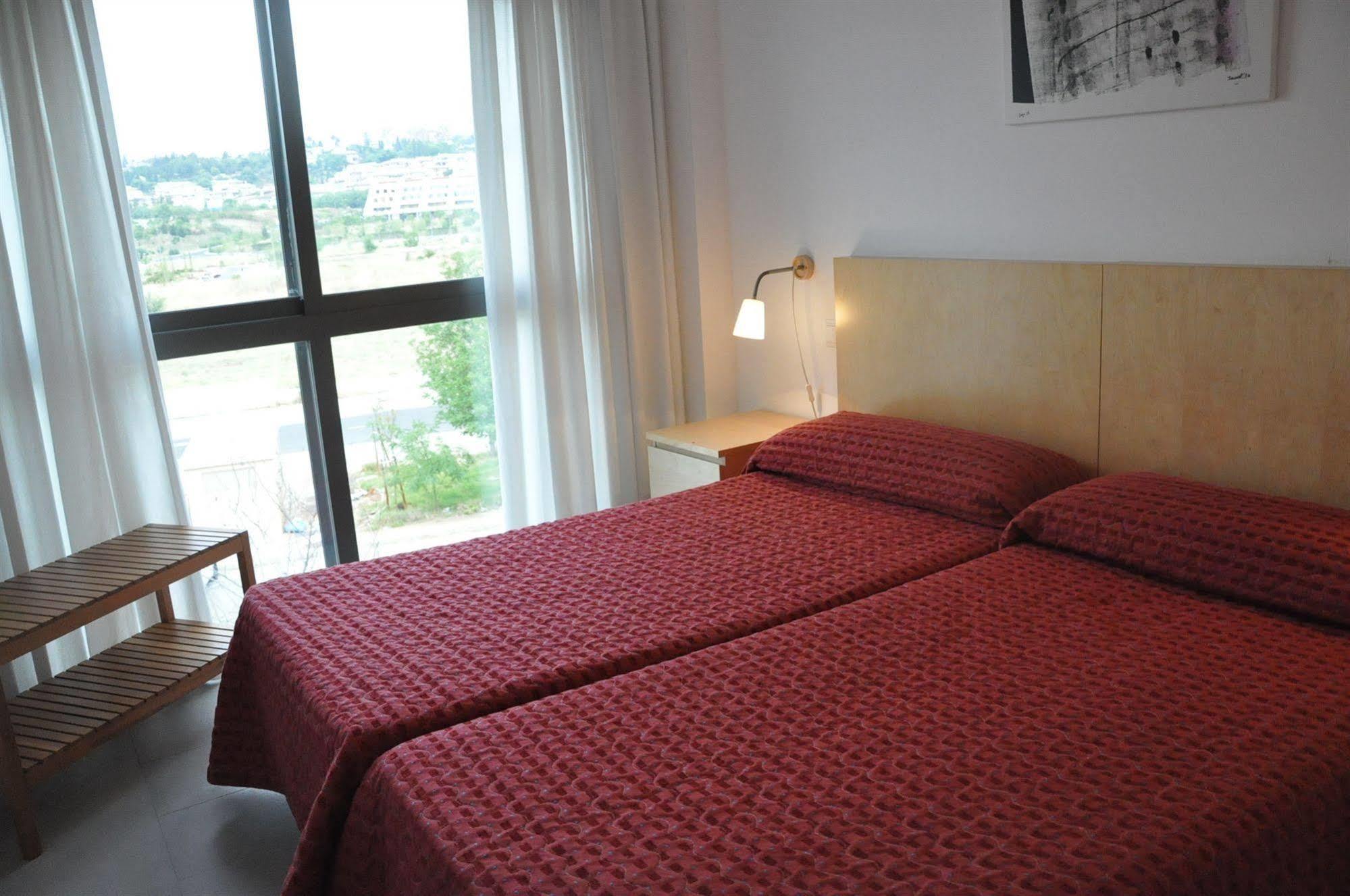Iberflat Vega De Triana Apartman Camas Kültér fotó