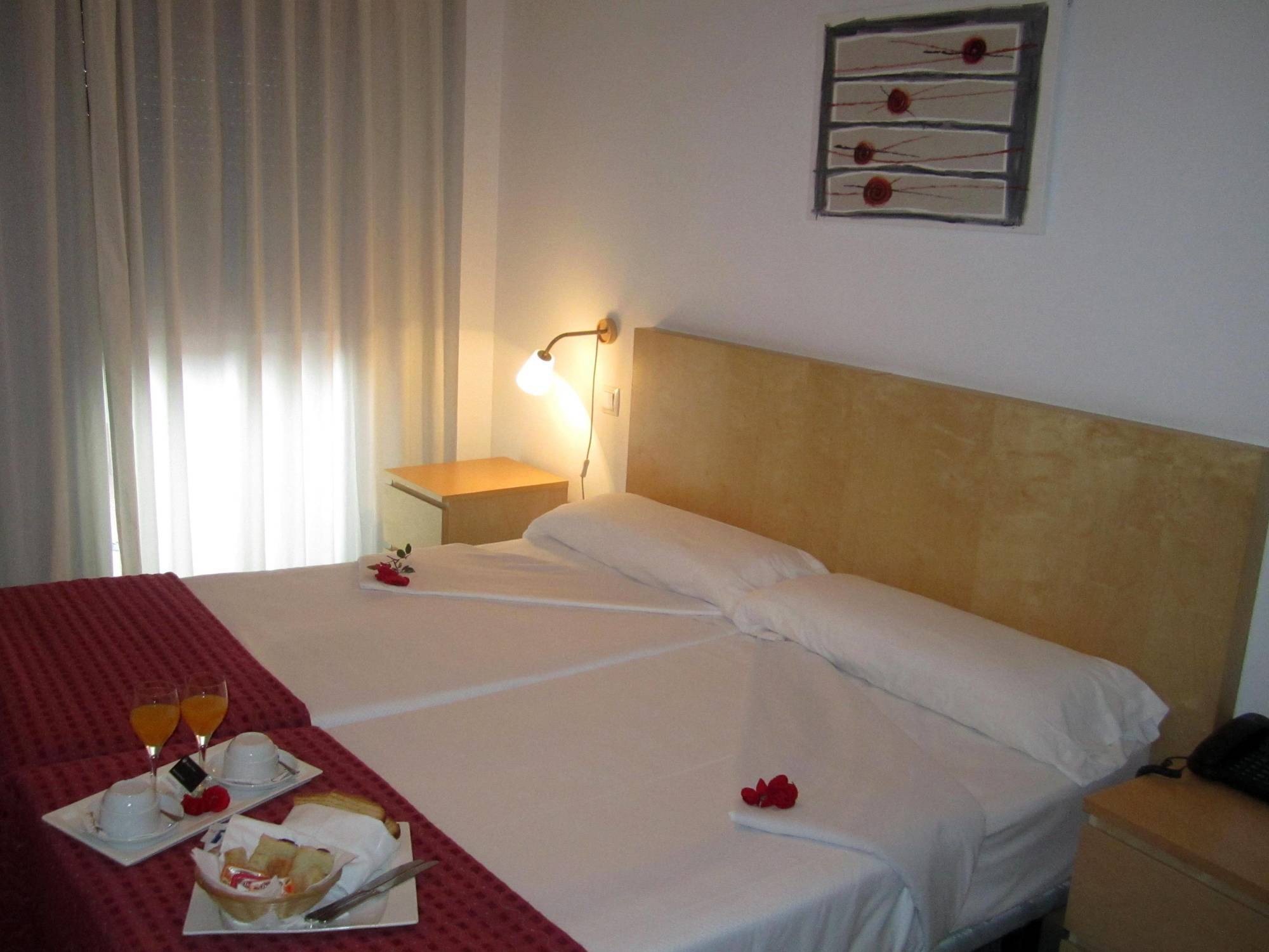 Iberflat Vega De Triana Apartman Camas Kültér fotó